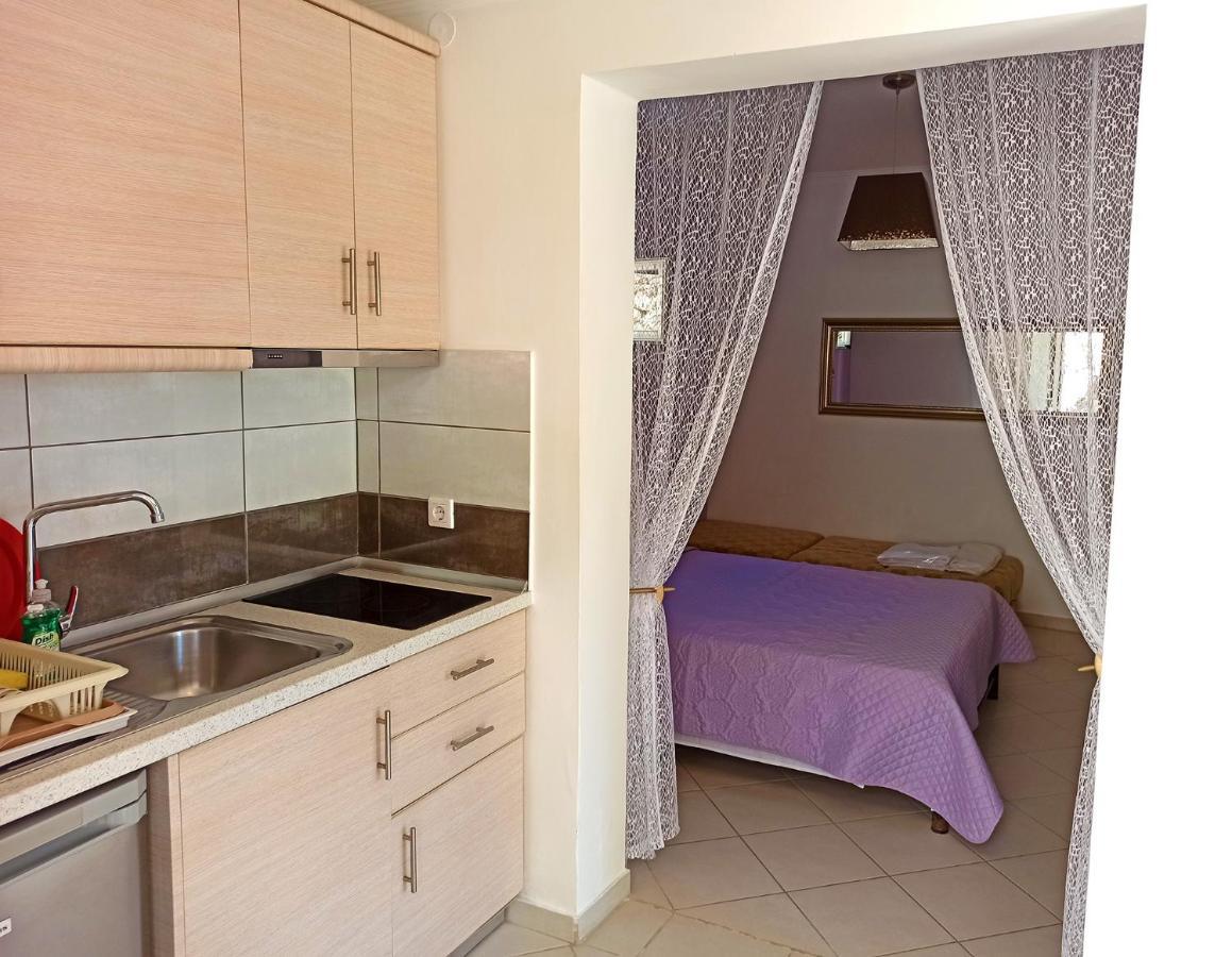 Dolphin Apartments Palaiokastritsa Exterior foto