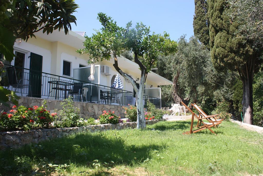 Dolphin Apartments Palaiokastritsa Exterior foto